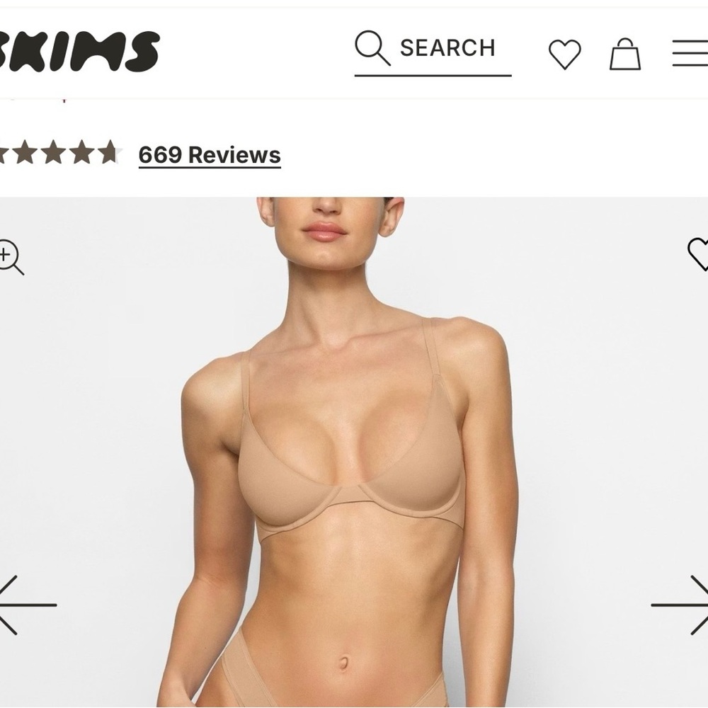 SKIMS Fits Every Body Plunge Bra